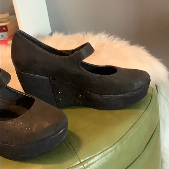 Antelope Collection Mary Jane Platforms Size 38 - Picture 4 of 6